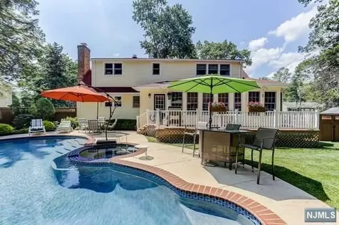 551 Hickory Street Twp Of Washington NJ 07676