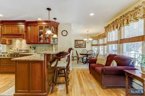 551 Hickory Street Twp Of Washington NJ 07676