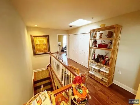 54 Kings Court Fort Lee NJ 07024