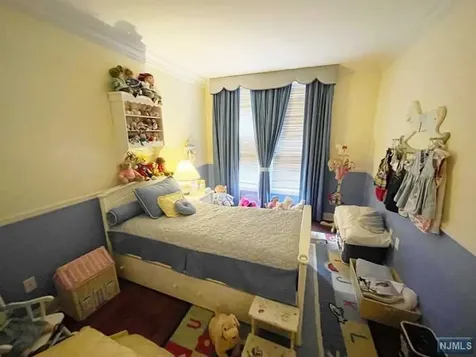 54 Kings Court Fort Lee NJ 07024