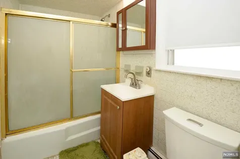 138C 68th Street Guttenberg NJ 07093