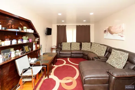 138C 68th Street Guttenberg NJ 07093