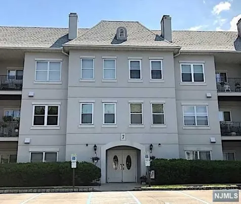 701 Brittany Drive Wayne NJ 07470