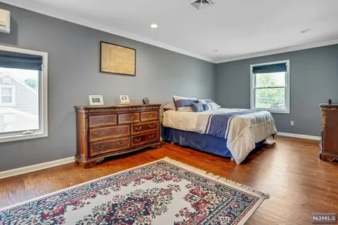 28 Spindler Terrace Saddle Brook NJ 07663