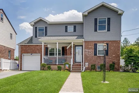 28 Spindler Terrace Saddle Brook NJ 07663