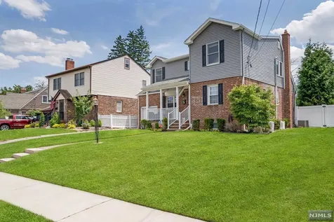 28 Spindler Terrace Saddle Brook NJ 07663