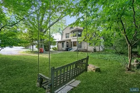 37 Hardenburgh Avenue Demarest NJ 07627