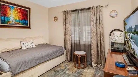 123 18th Avenue Elmwood Park NJ 07407