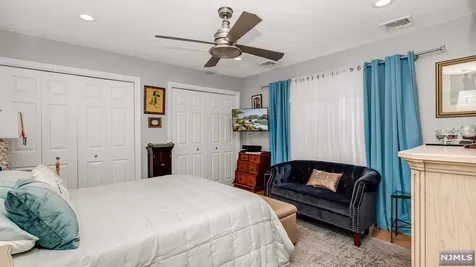 123 18th Avenue Elmwood Park NJ 07407