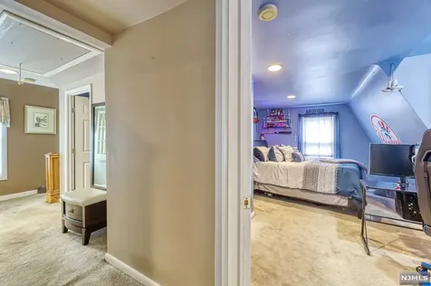 16 Grove Street Wanaque NJ 07465