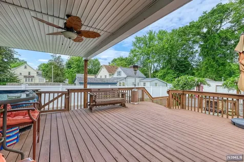16 Grove Street Wanaque NJ 07465