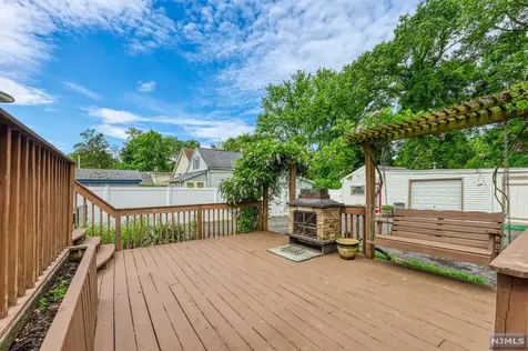 16 Grove Street Wanaque NJ 07465