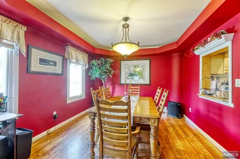 16 Grove Street Wanaque NJ 07465