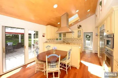 23 Thunderhead Place Mahwah NJ 07430