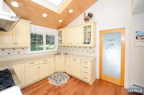 23 Thunderhead Place Mahwah NJ 07430