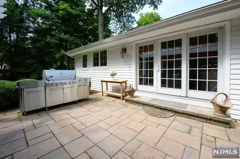 23 Thunderhead Place Mahwah NJ 07430