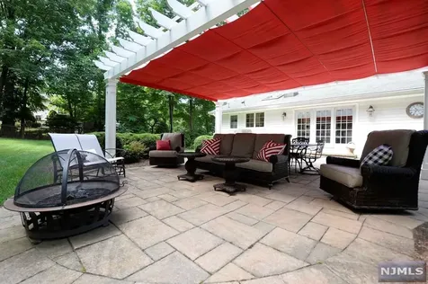 23 Thunderhead Place Mahwah NJ 07430
