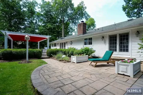 23 Thunderhead Place Mahwah NJ 07430