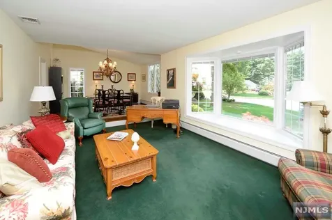 23 Thunderhead Place Mahwah NJ 07430