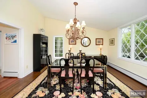 23 Thunderhead Place Mahwah NJ 07430