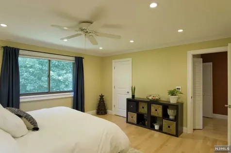 66 Alana Drive Hawthorne NJ 07506