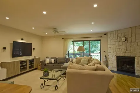 66 Alana Drive Hawthorne NJ 07506