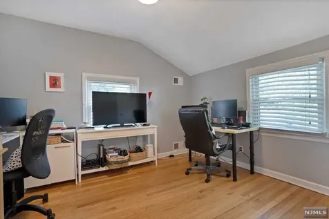 61 Moore Avenue Waldwick NJ 07463