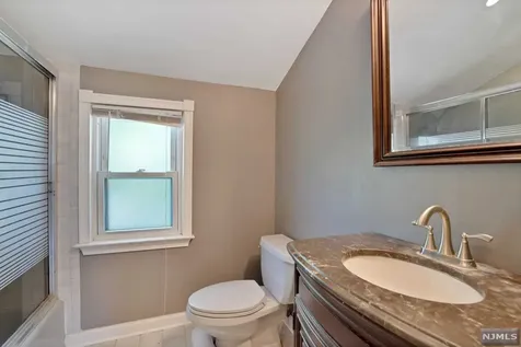 61 Moore Avenue Waldwick NJ 07463