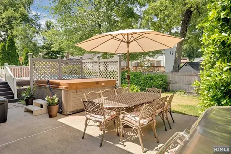 61 Moore Avenue Waldwick NJ 07463