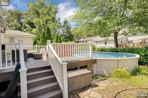 61 Moore Avenue Waldwick NJ 07463