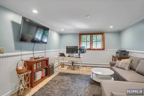 59 E Oak Street Ramsey NJ 07446