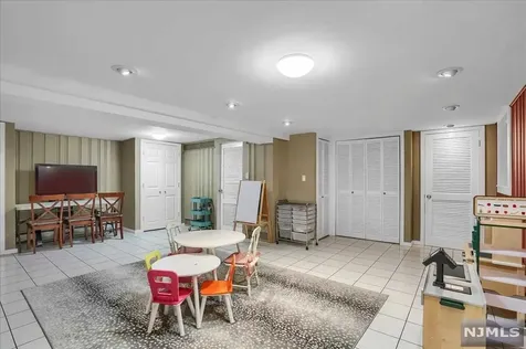 59 E Oak Street Ramsey NJ 07446