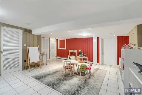 59 E Oak Street Ramsey NJ 07446