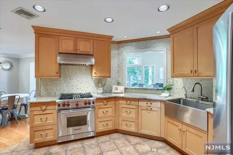 59 E Oak Street Ramsey NJ 07446