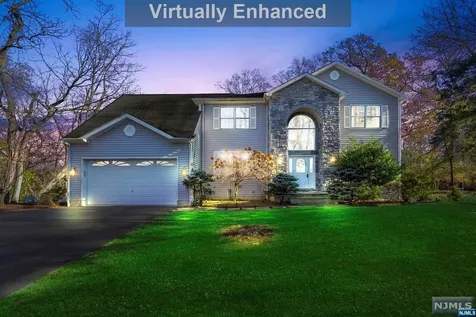 729 Mary Ann Place Ridgewood NJ 07450