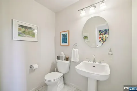 30 Andrea Drive Caldwell NJ 07006