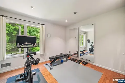 30 Andrea Drive Caldwell NJ 07006