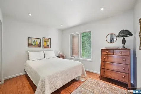 30 Andrea Drive Caldwell NJ 07006