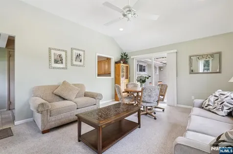 515 Salem Street Paramus NJ 07652