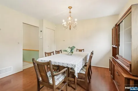 515 Salem Street Paramus NJ 07652
