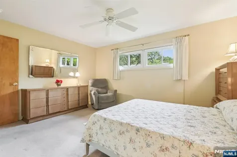 515 Salem Street Paramus NJ 07652