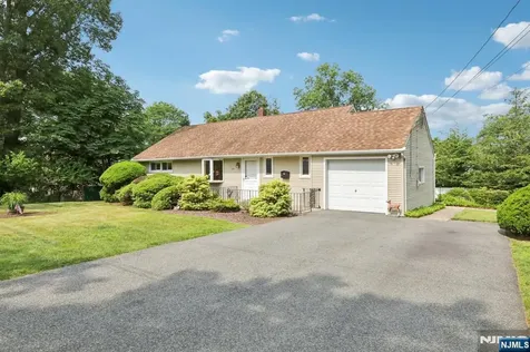 515 Salem Street Paramus NJ 07652