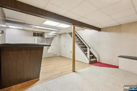 515 Salem Street Paramus NJ 07652