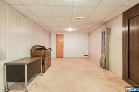 515 Salem Street Paramus NJ 07652