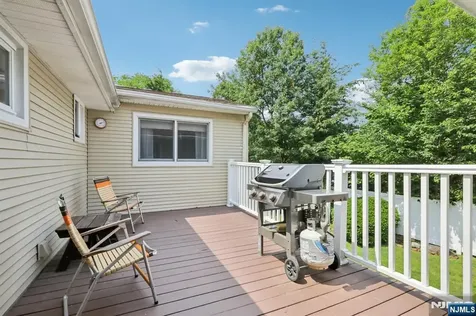 515 Salem Street Paramus NJ 07652