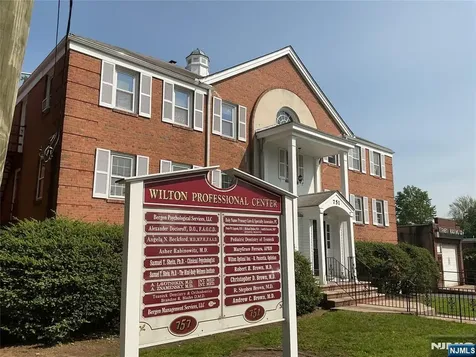 751 Teaneck Road Teaneck NJ 07666