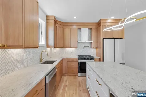 849 Pleasantview Terrace Ridgefield NJ 07657