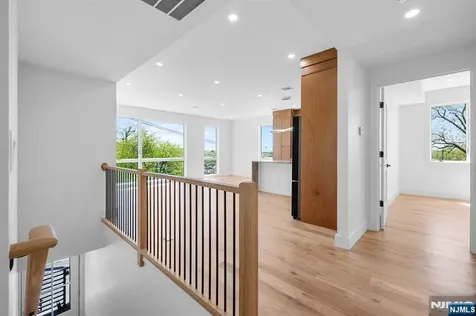 849 Pleasantview Terrace Ridgefield NJ 07657