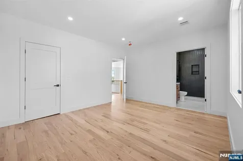 849 Pleasantview Terrace Ridgefield NJ 07657
