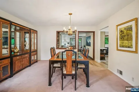 131 Harper Terrace Cedar Grove NJ 07009